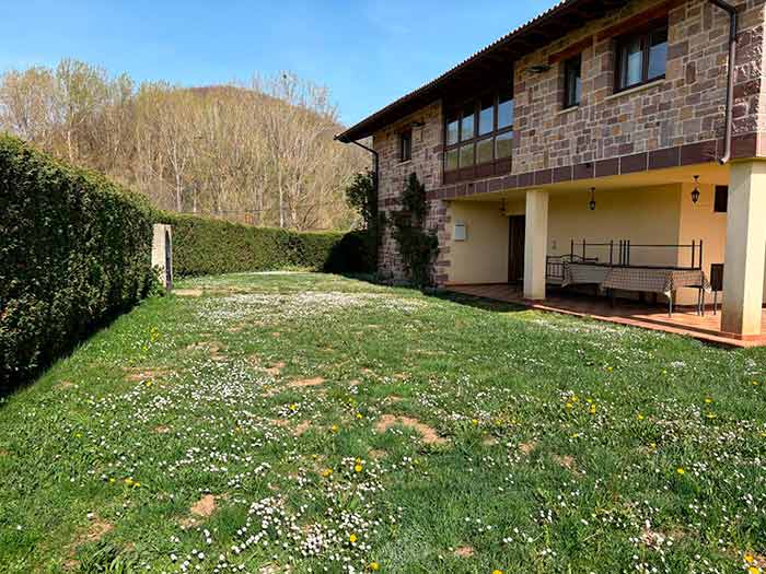 Jardin frontal